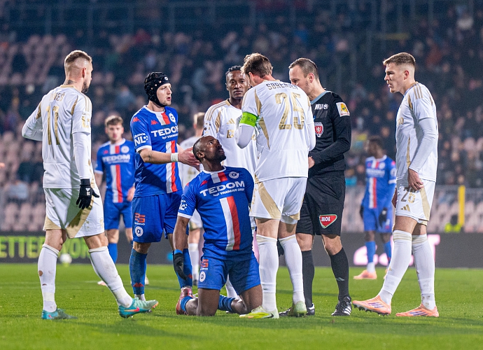 Sparta porazila Artis a stala se posledním čtvrtfinalistou MOL Cupu