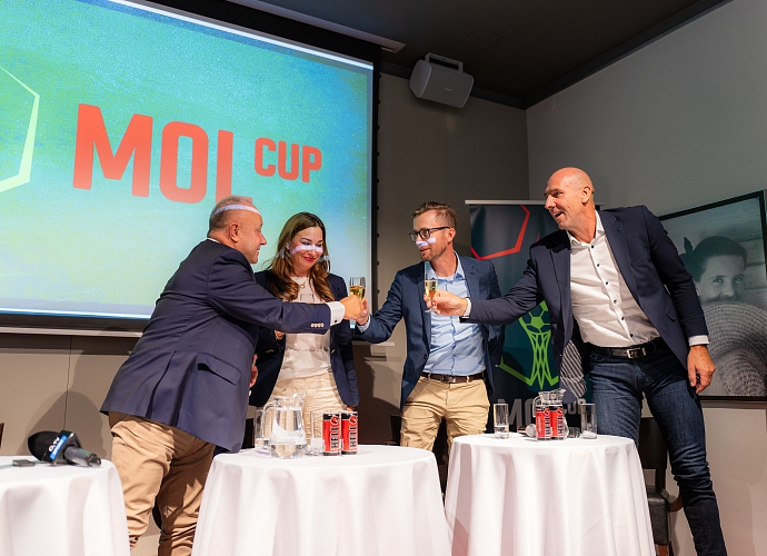 V Café Louvre proběhla netradiční tisková konference k sezoně 2024/2025 MOL Cupu